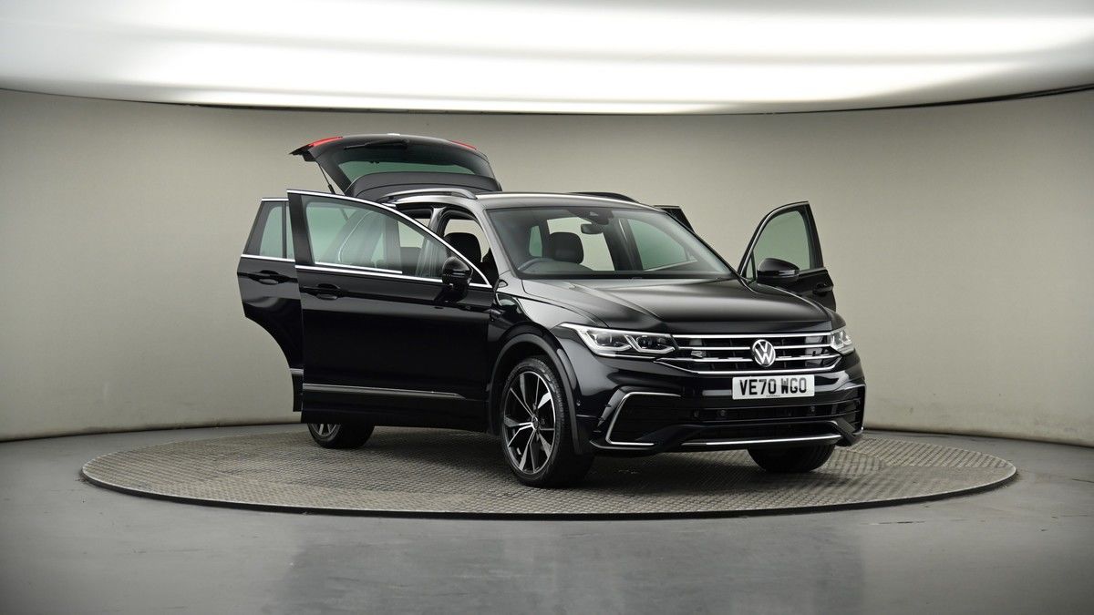 More views of Volkswagen Tiguan