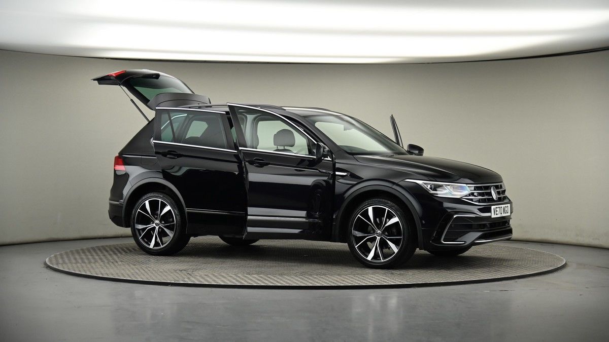 More views of Volkswagen Tiguan