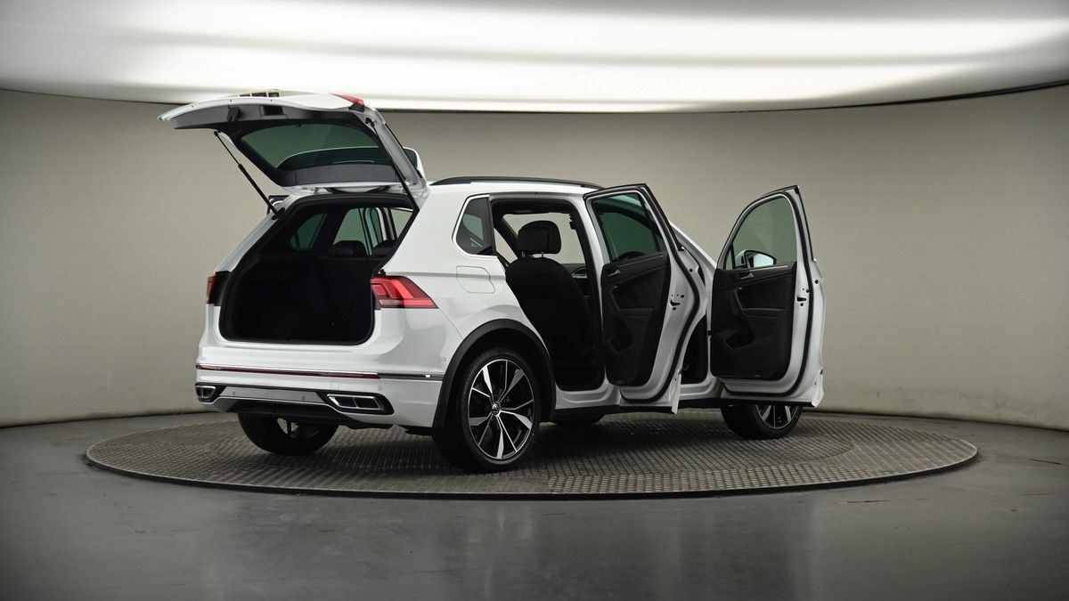 More views of Volkswagen Tiguan