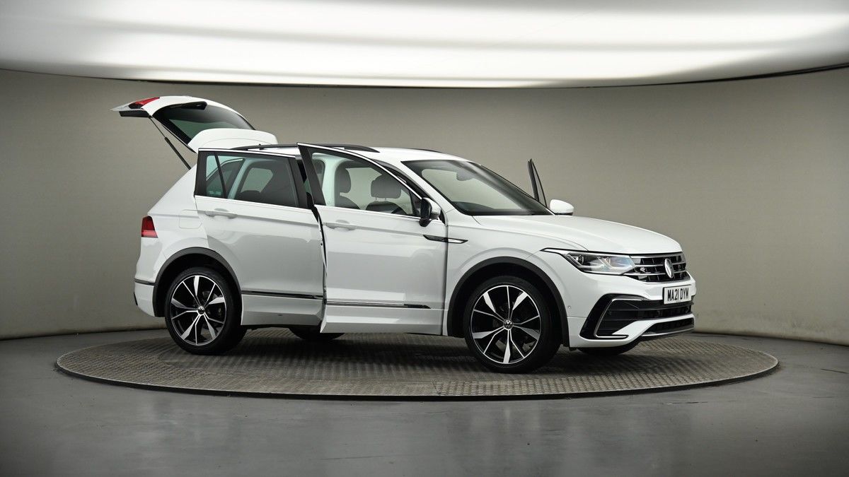 More views of Volkswagen Tiguan