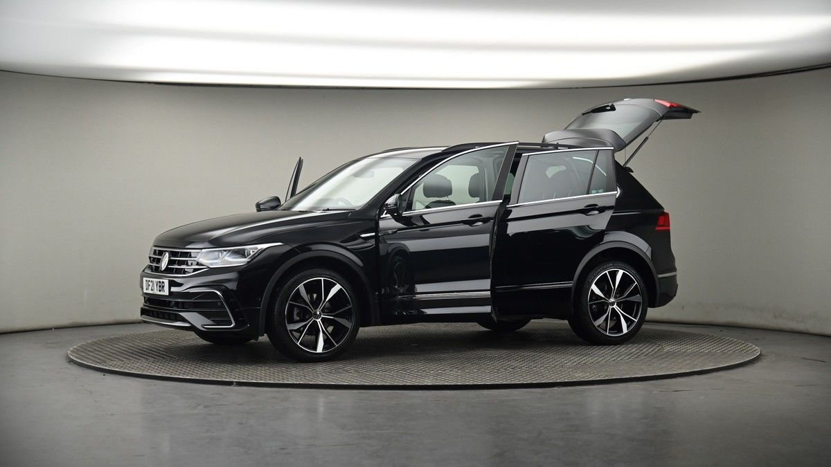 More views of Volkswagen Tiguan