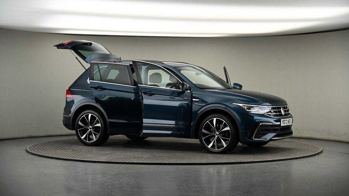 More views of Volkswagen Tiguan