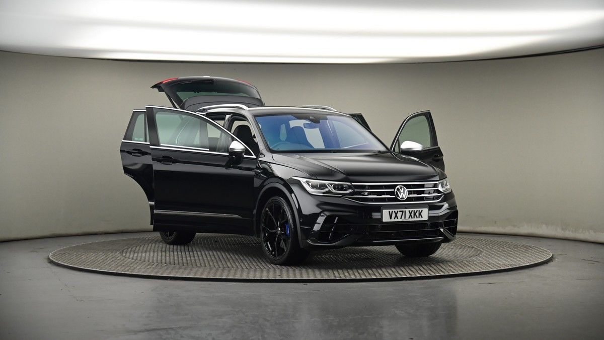 More views of Volkswagen Tiguan