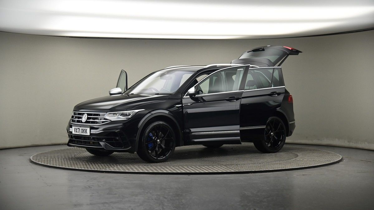 More views of Volkswagen Tiguan