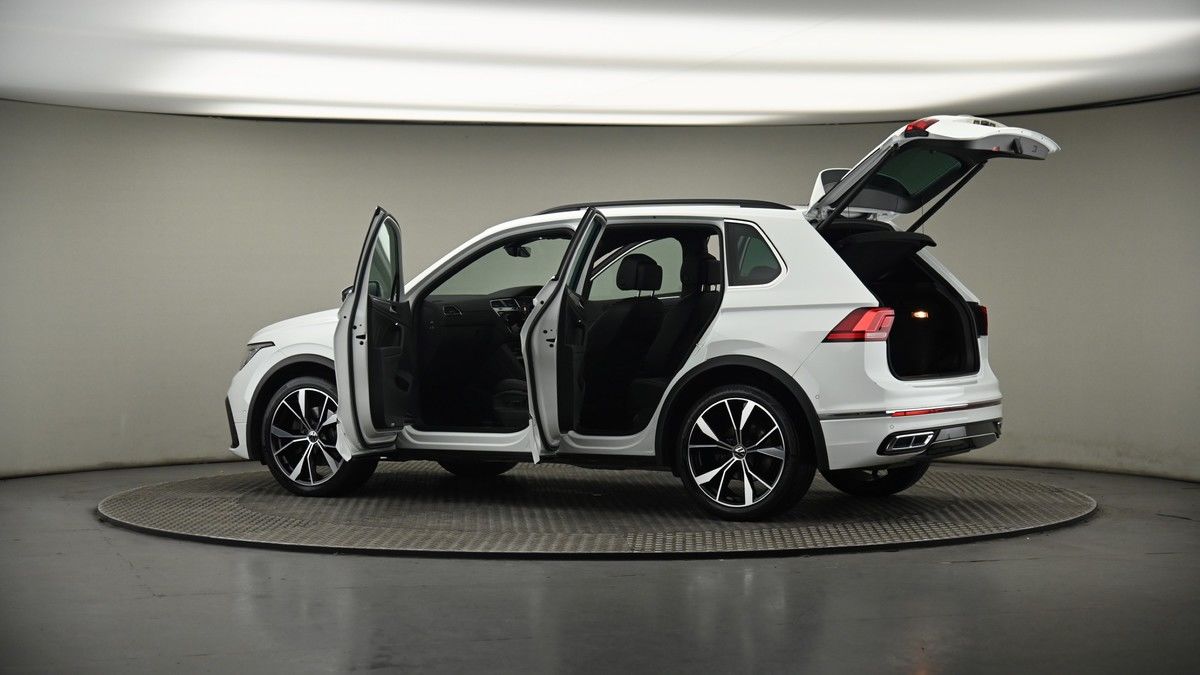 More views of Volkswagen Tiguan