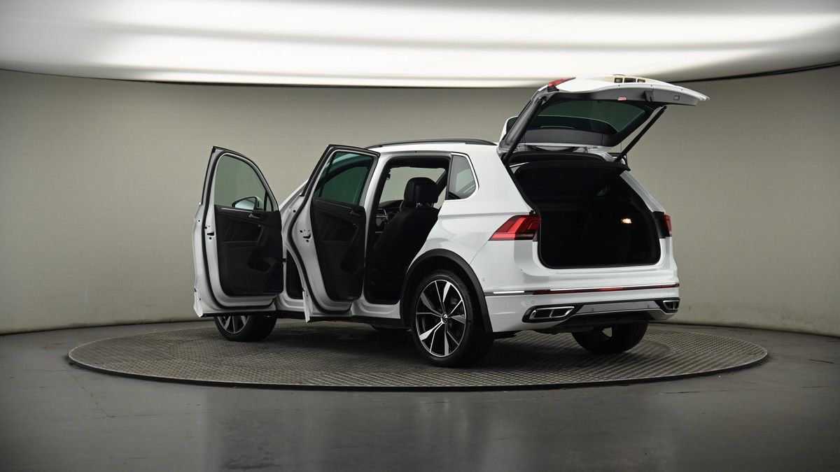 More views of Volkswagen Tiguan