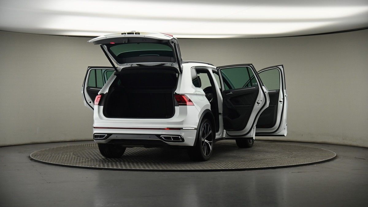 More views of Volkswagen Tiguan