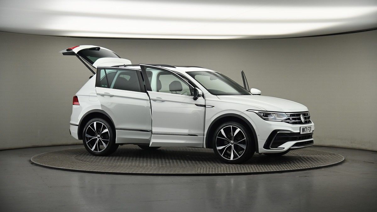 More views of Volkswagen Tiguan