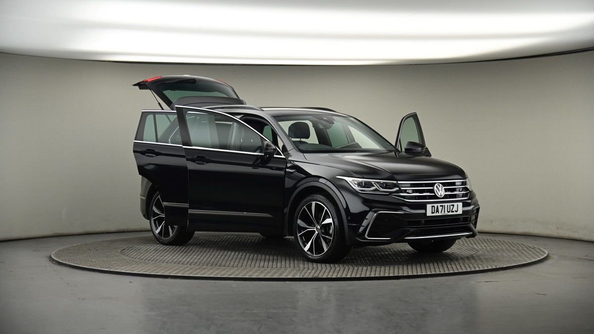 More views of Volkswagen Tiguan