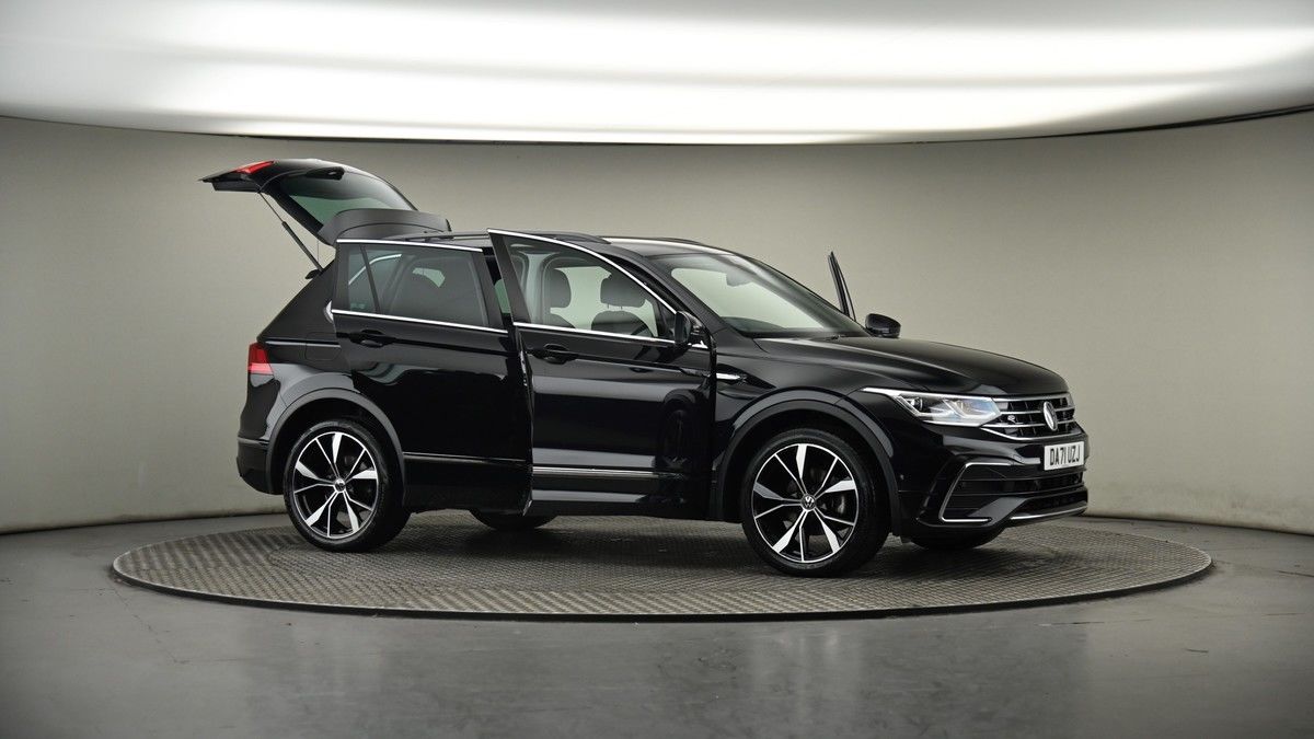 More views of Volkswagen Tiguan