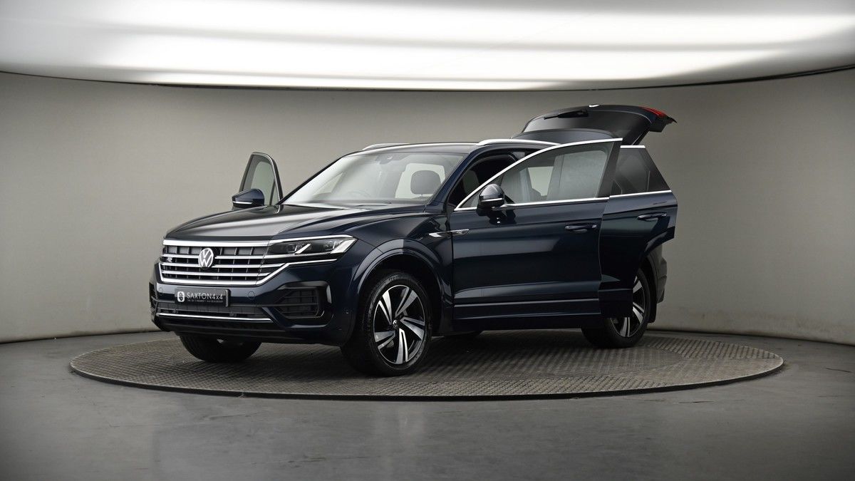 More views of Volkswagen Touareg