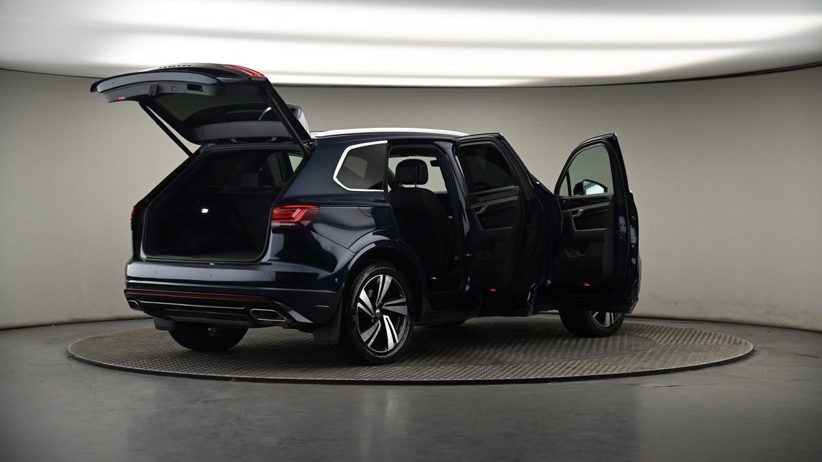 More views of Volkswagen Touareg