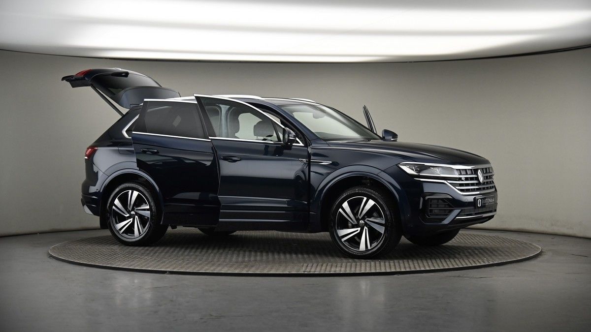 More views of Volkswagen Touareg