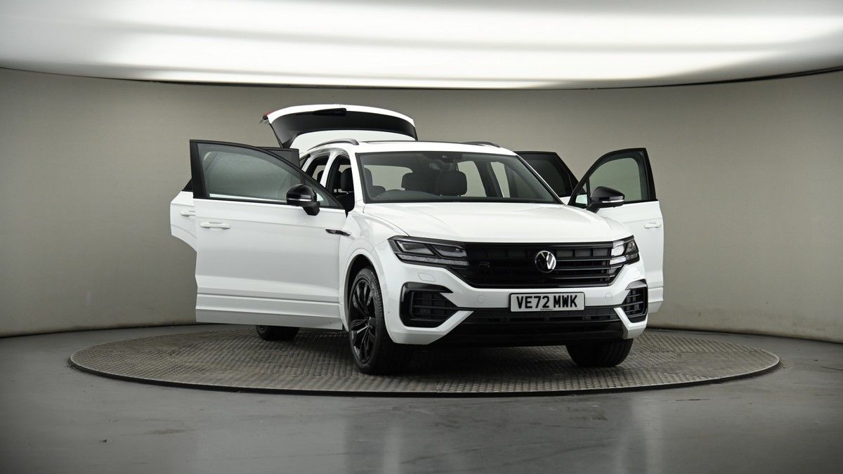 More views of Volkswagen Touareg