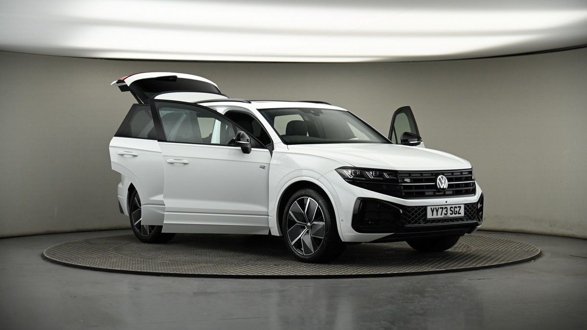 More views of Volkswagen Touareg