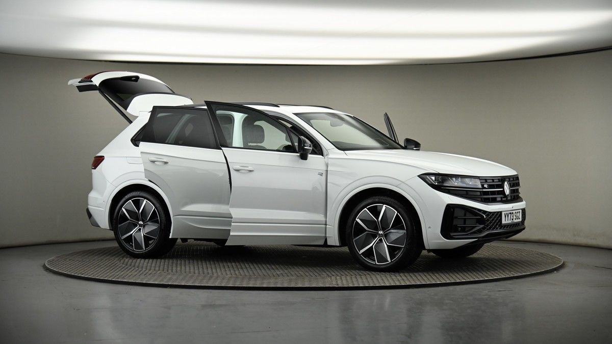 More views of Volkswagen Touareg