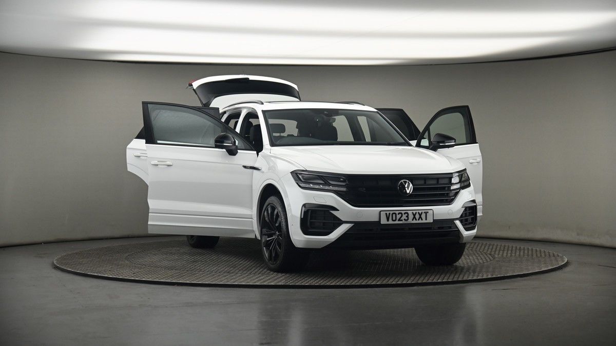 More views of Volkswagen Touareg