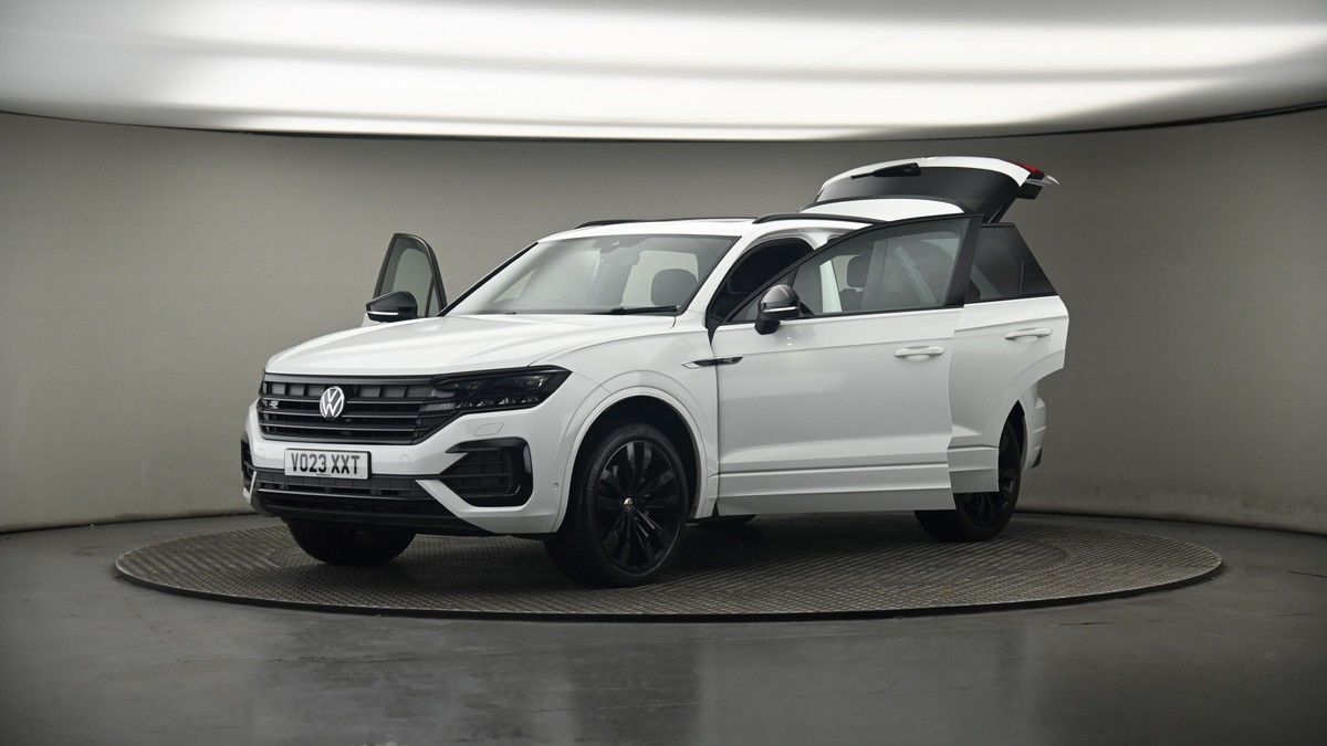 More views of Volkswagen Touareg