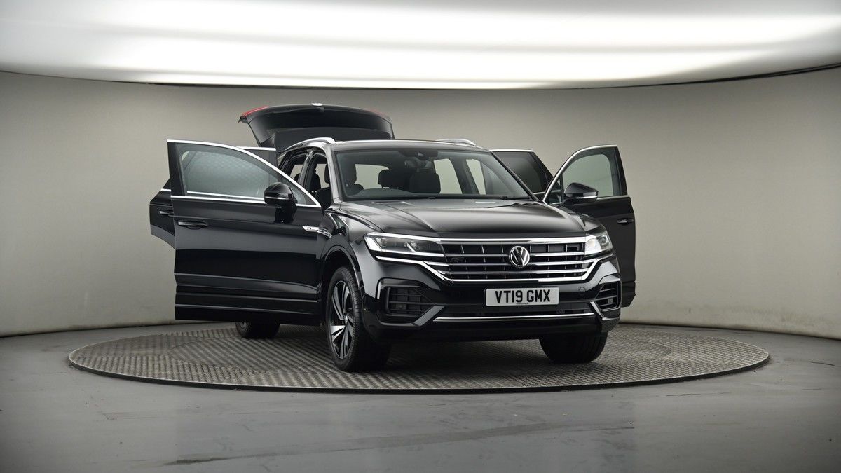 More views of Volkswagen Touareg