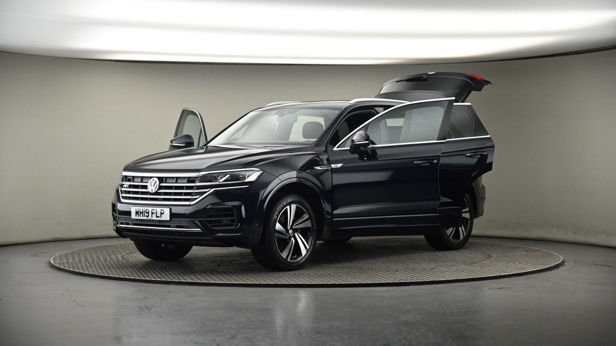 More views of Volkswagen Touareg