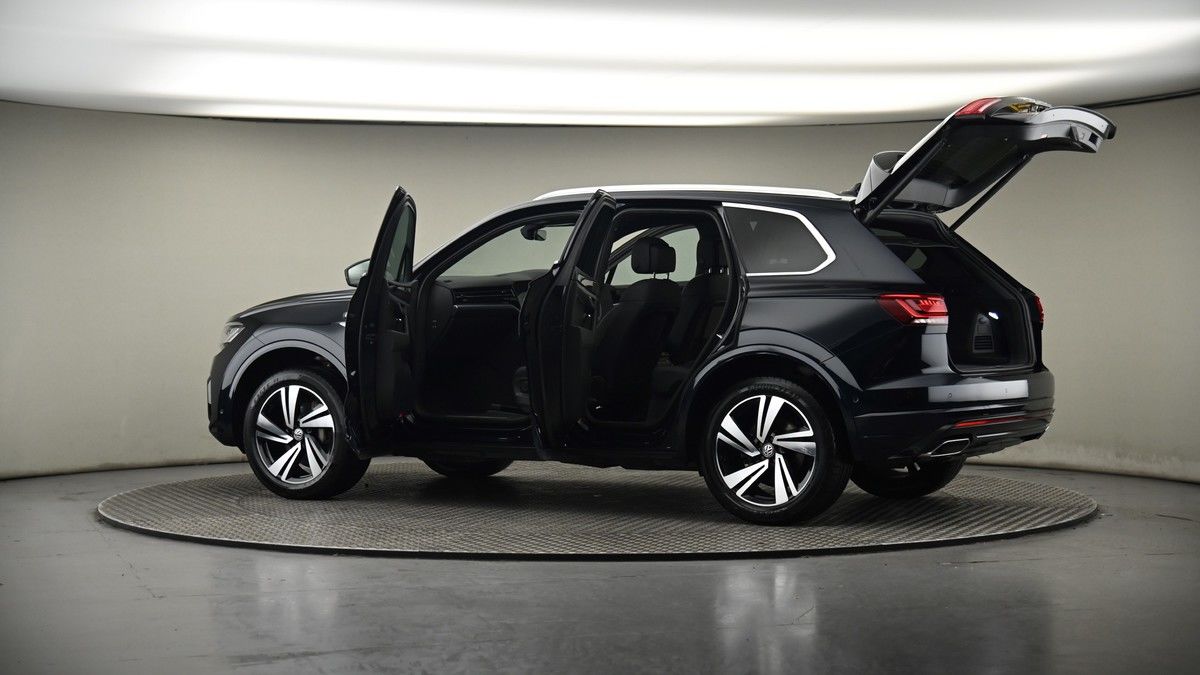 More views of Volkswagen Touareg