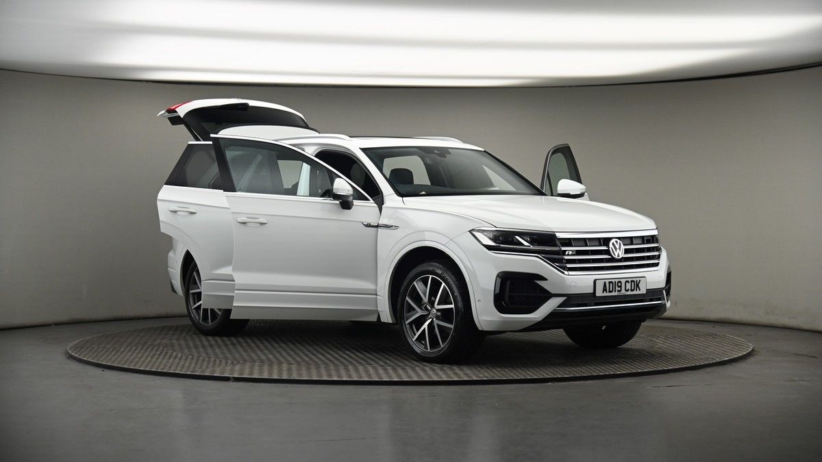 More views of Volkswagen Touareg