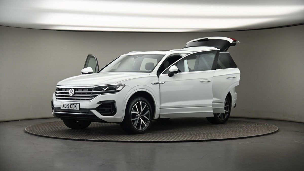 More views of Volkswagen Touareg