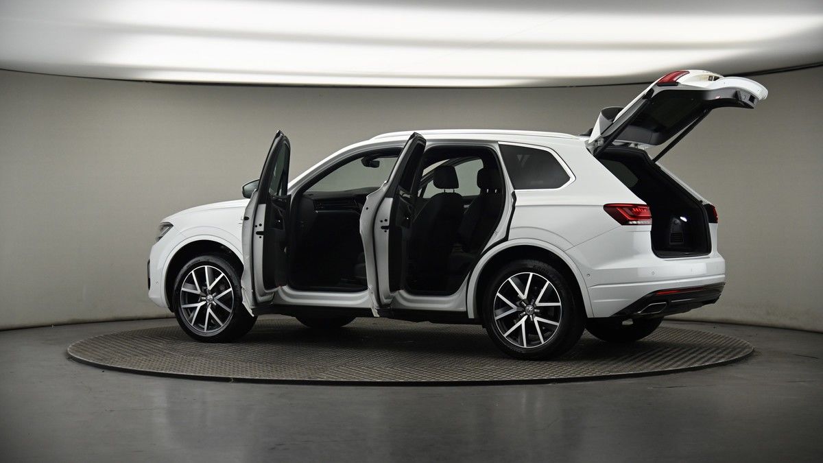 More views of Volkswagen Touareg