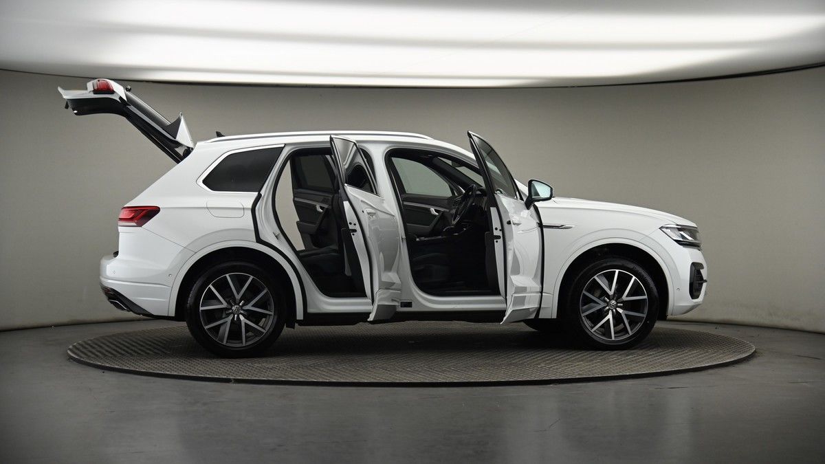 More views of Volkswagen Touareg