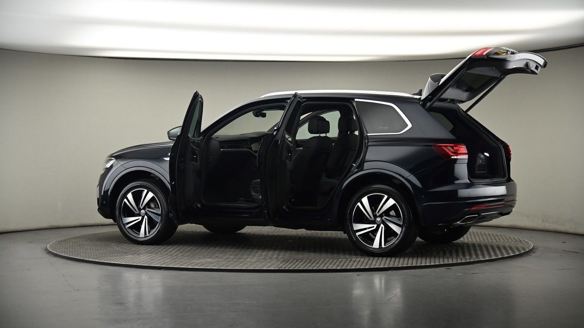 More views of Volkswagen Touareg