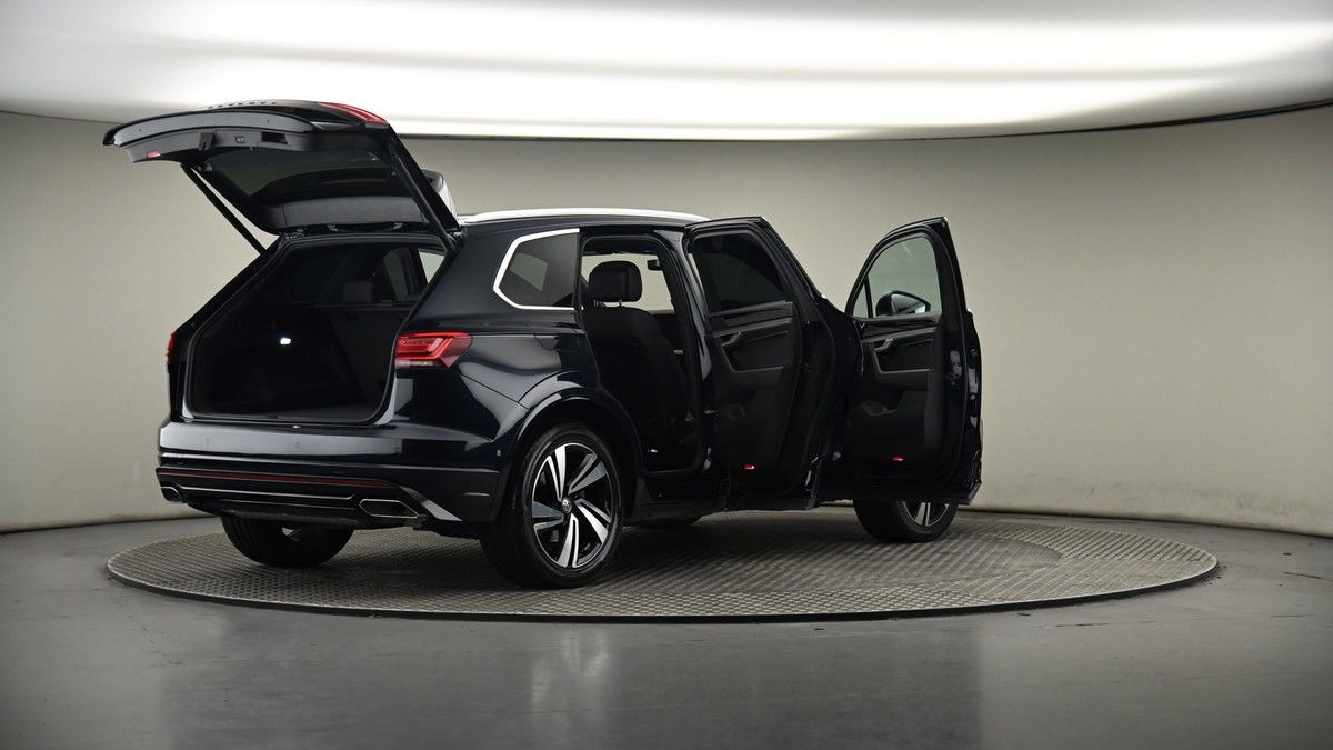 More views of Volkswagen Touareg