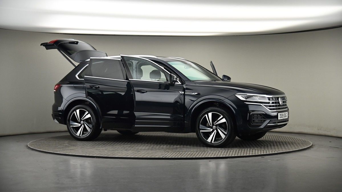 More views of Volkswagen Touareg