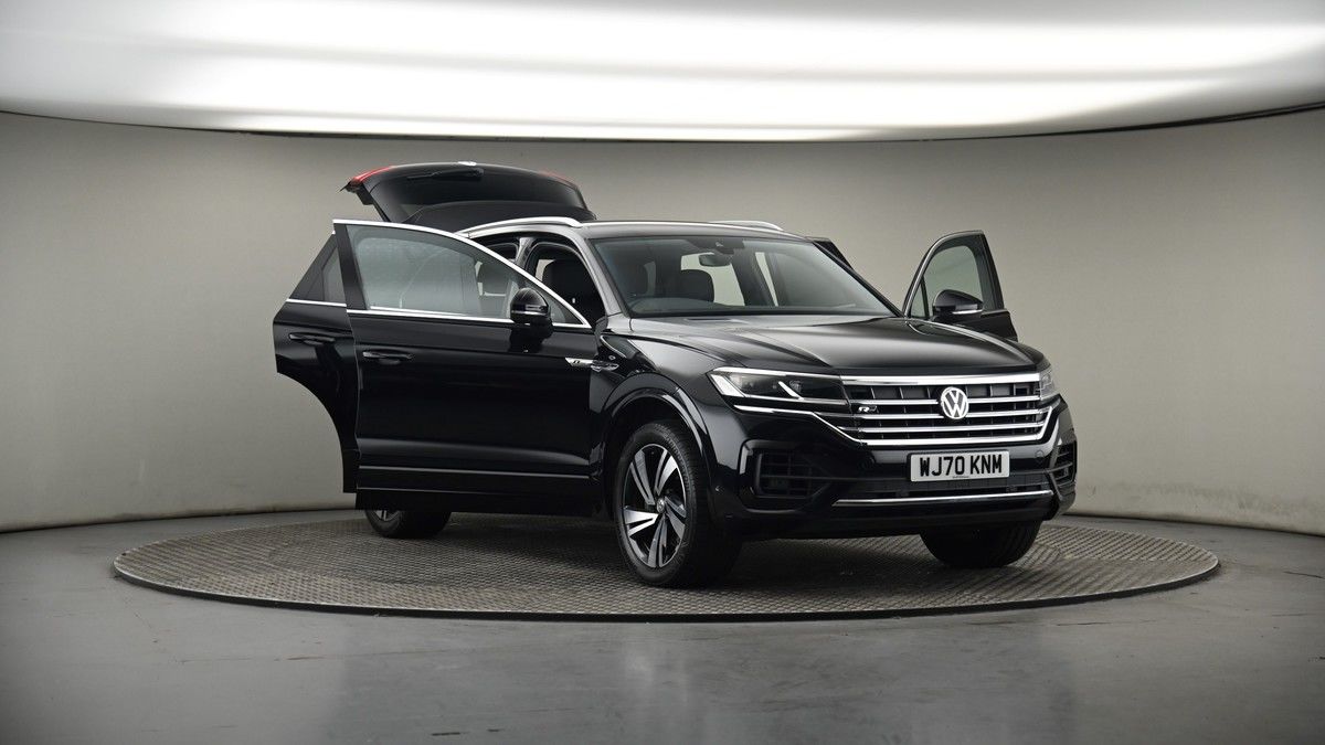 More views of Volkswagen Touareg