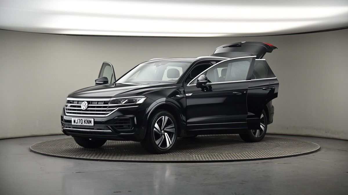 More views of Volkswagen Touareg