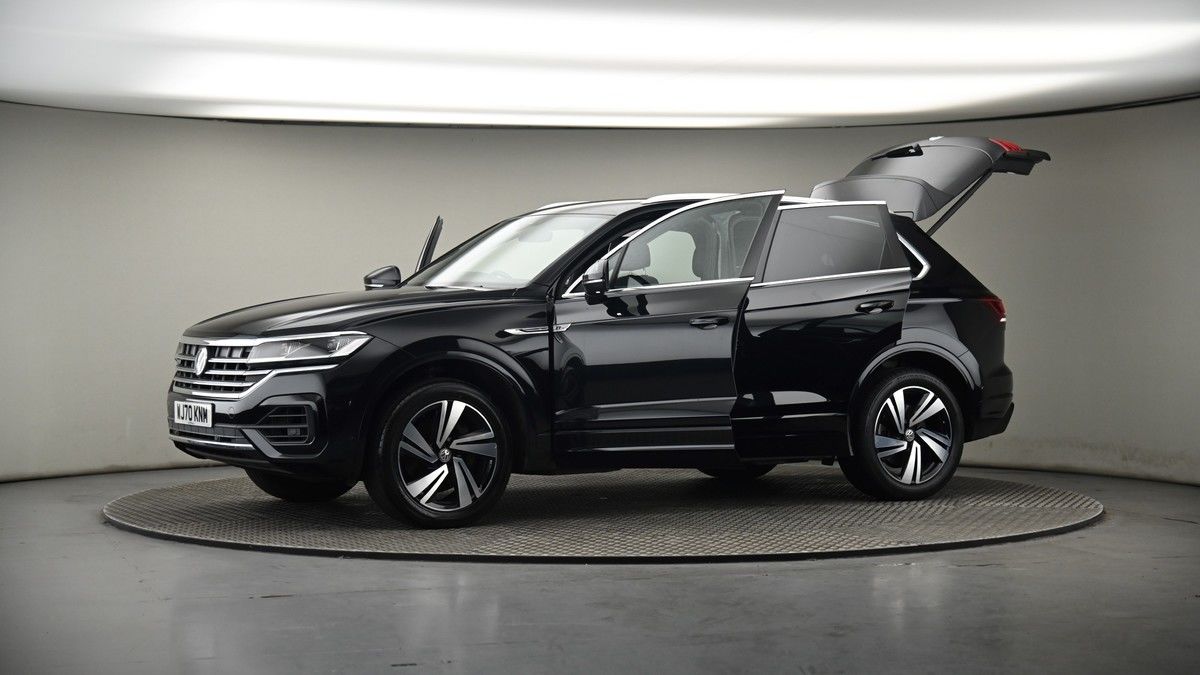 More views of Volkswagen Touareg