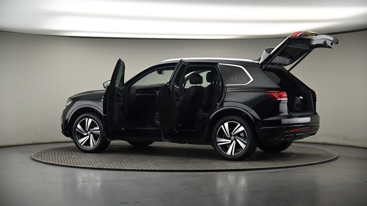 More views of Volkswagen Touareg