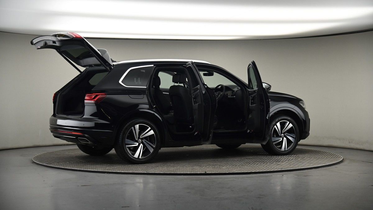 More views of Volkswagen Touareg