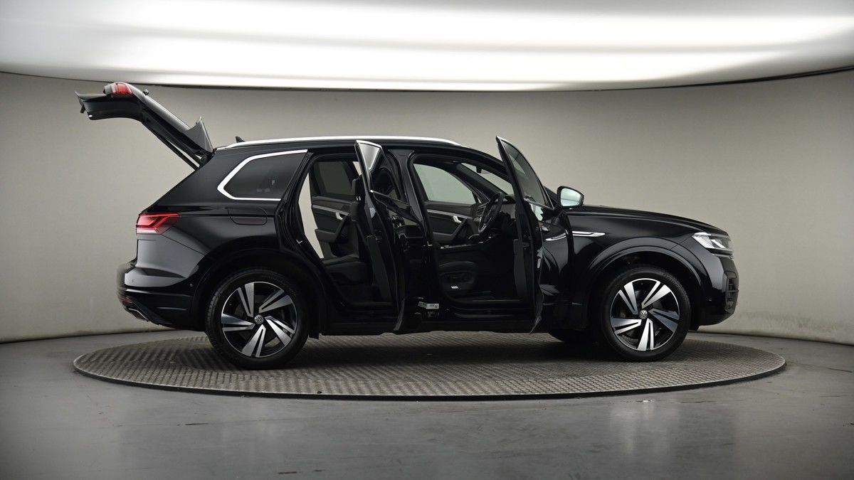 More views of Volkswagen Touareg