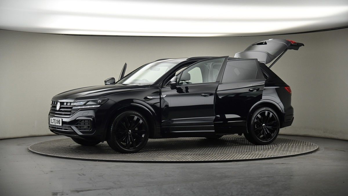 More views of Volkswagen Touareg