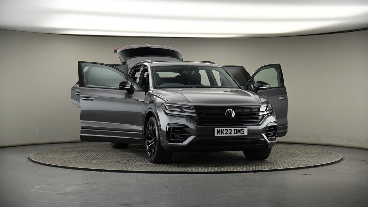 More views of Volkswagen Touareg