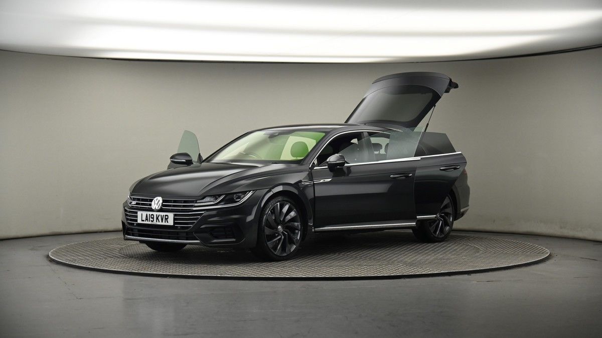 More views of Volkswagen Arteon