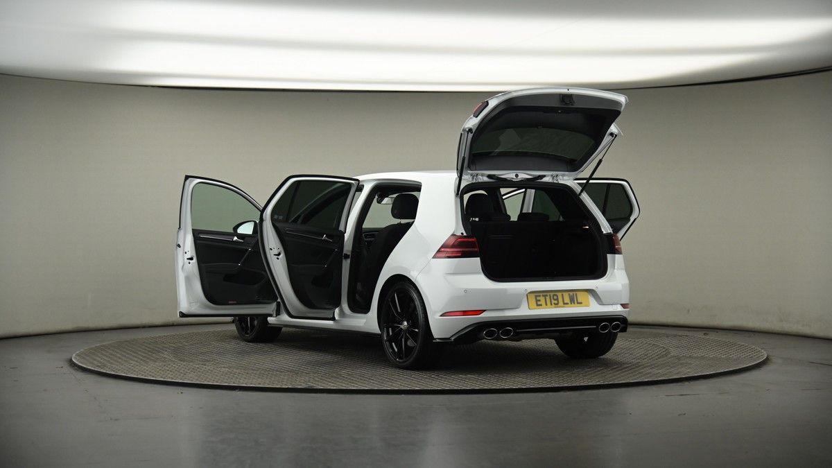 Volkswagen Golf Image 8