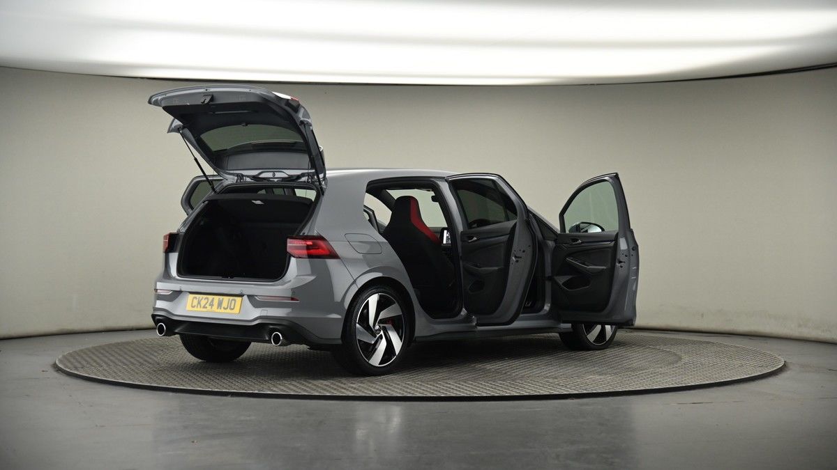 More views of Volkswagen Golf