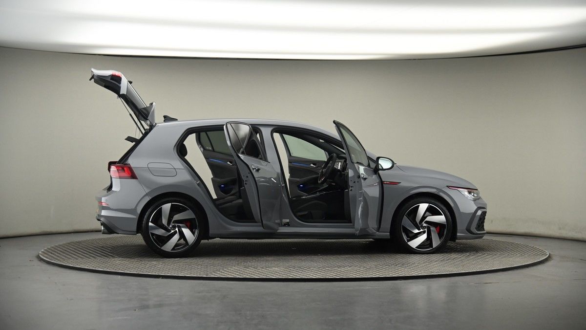 More views of Volkswagen Golf