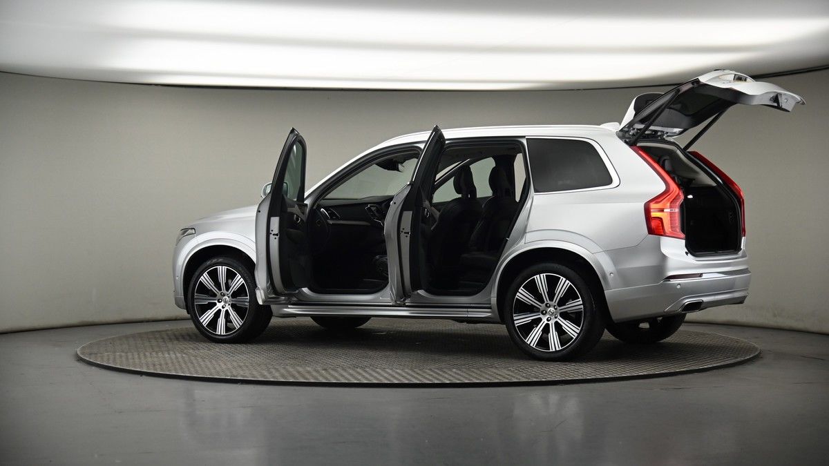 More views of Volvo XC90