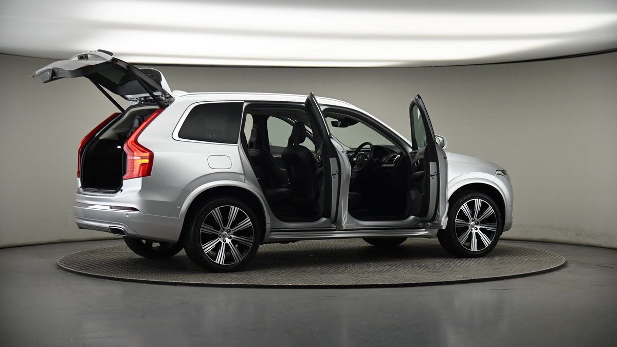 More views of Volvo XC90