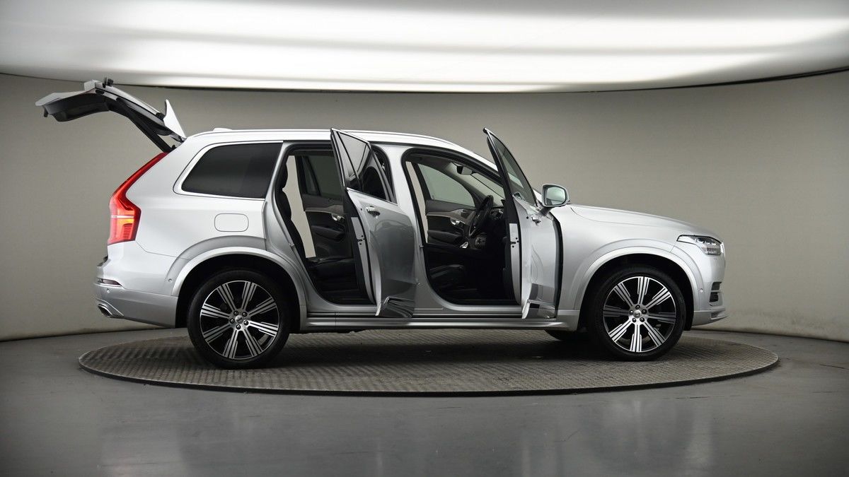 More views of Volvo XC90