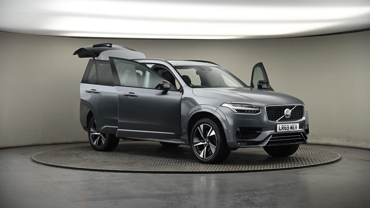 More views of Volvo XC90