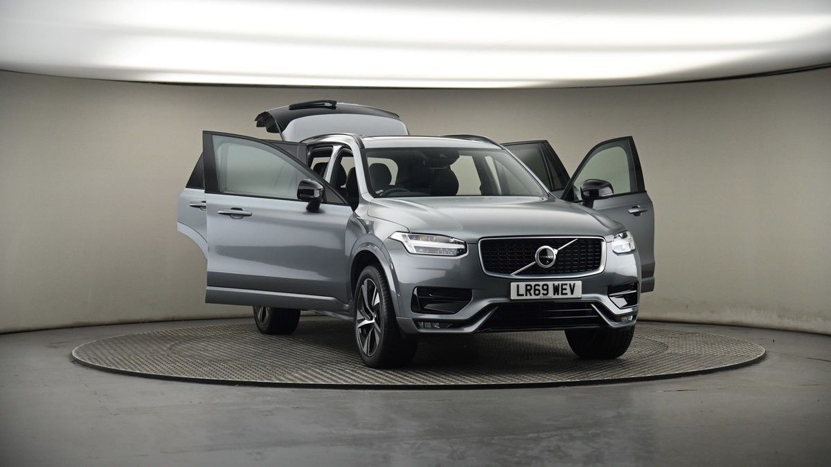 More views of Volvo XC90