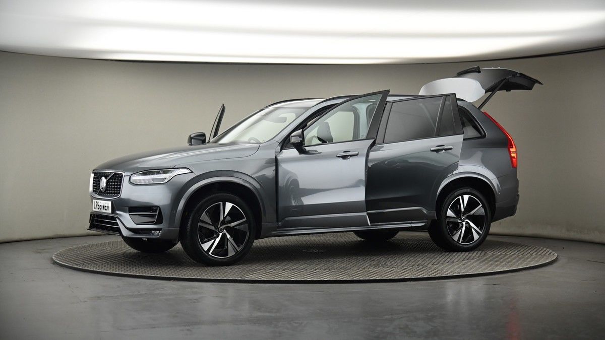 More views of Volvo XC90